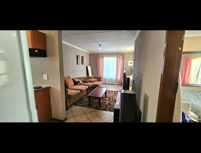 2 BEDROOM HOUSE FOR SALE IN LOTUS GARDENS